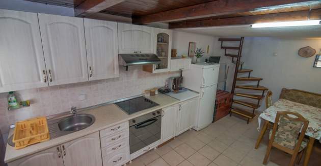 Apartment Tereza 1 cozy seaside retreat in Punta Križa, Cres