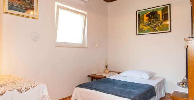 Ferienwohnungen Zelina 1, Gemütlich nahe Zentrum & Strand, Mali Losinj