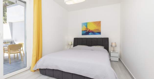 Apartment Yellow modern accommodation for 4 people near Kadin, Mali Lošinj