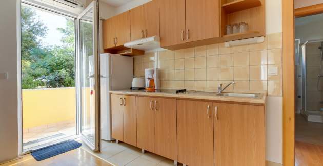 Apartment Bogdan 3 accommodation in the greenery of Artatore, Mali Lošinj