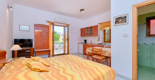 Apartment  Antonela 1 - charming accommodation for 2 people Mali Losinj