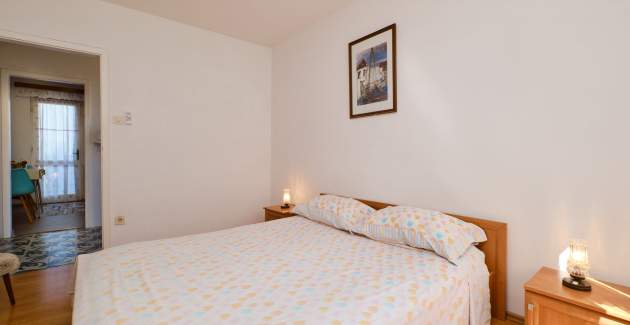 Apartment Diana 1 functional accommodation near the city center Mali Lošinj