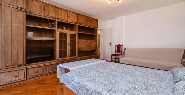 Apartment Diana 2 family accommodation near the city center Mali Lošinj