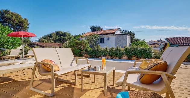 Villa Arta 2 Luxuriöses Apartment mit Pool, Artatore