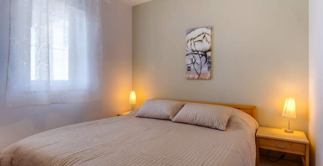 Apartment Branka 1 - Relax by the sea in Mali Losinj