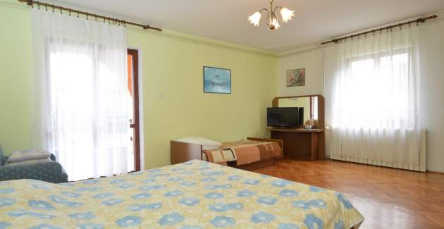 Apartment  Brigita 3 enjoy the peaceful ambiance for 3 people Mali Lošinj