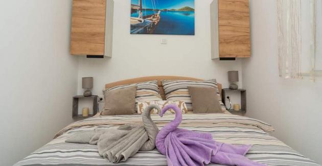 Apartment Casa Oliva 2 - Sv Jakov, Croatia