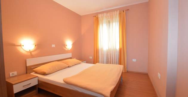 Apartment Christian 1, spacious stay near the beach, Mali Losinj