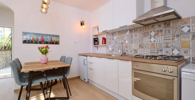 Apartment Deja 1 - Ideal for 3 people, near Čikat - Mali Lošinj, Croatia