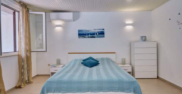 Studio Apartment Deja 3 - Terrace for 2, near Čikat - Mali Losinj, Croatia