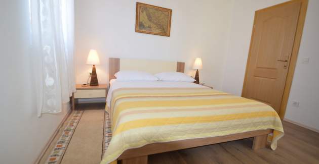 Apartment Duje 4 - Perfect for 2 people, close to the beach, Mali Lošinj
