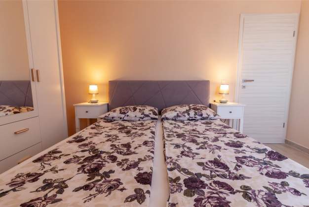 Apartman Ena 1 za 4 osobe s pogledom na more, Mali Lošinj