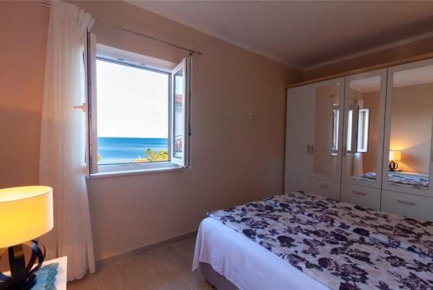 Apartman Ena 1 za 4 osobe s pogledom na more, Mali Lošinj