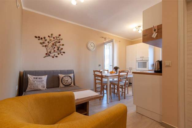 Apartman Ena 1 za 4 osobe s pogledom na more, Mali Lošinj