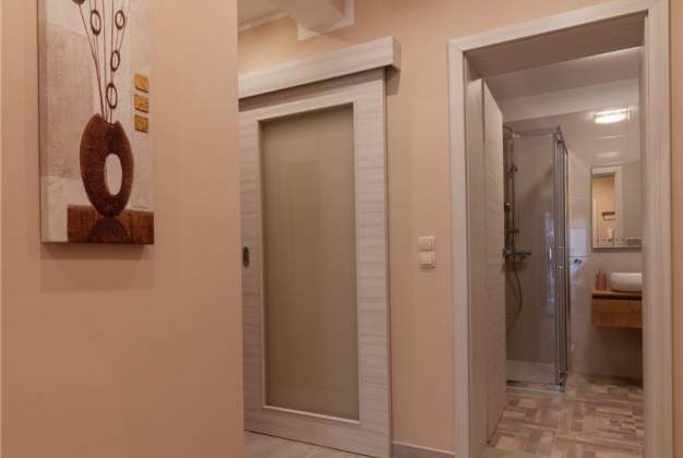 Apartman Ena 1 za 4 osobe s pogledom na more, Mali Lošinj