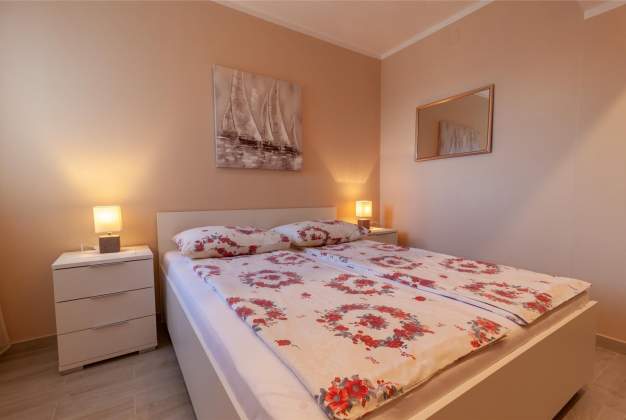 Apartman Ena 1 za 4 osobe s pogledom na more, Mali Lošinj