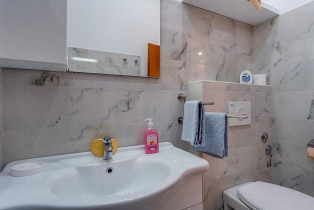 Apartment Erika 1 Charming stay with sea view, Mali Losinj