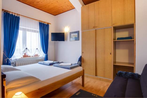 Apartment Erika 1 Charming stay with sea view, Mali Losinj