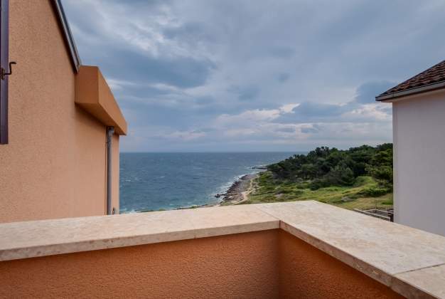  Apartman Erika 2 Beautiful Sea View, 2 Bedrooms, Private Parking, Mali Losinj
