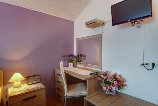  Apartman Erika 2 Beautiful Sea View, 2 Bedrooms, Private Parking, Mali Losinj