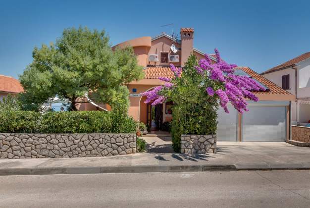 Apartman Erika 2 Beautiful Sea View, 2 Bedrooms, Private Parking, Mali Losinj