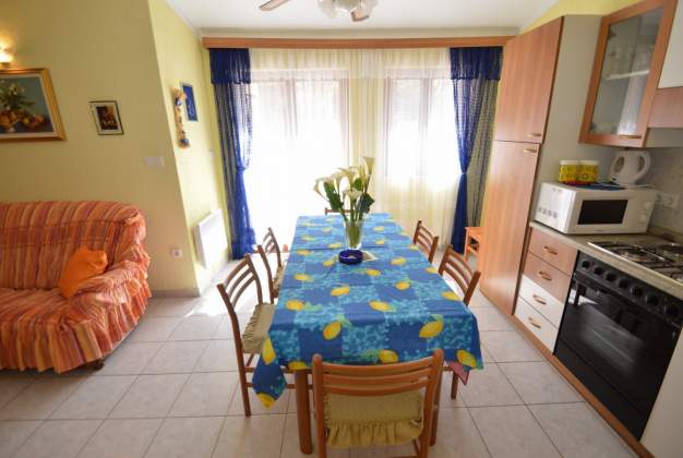 Apartment Franka 1, spacious accommodation in Artatore, Mali Losinj