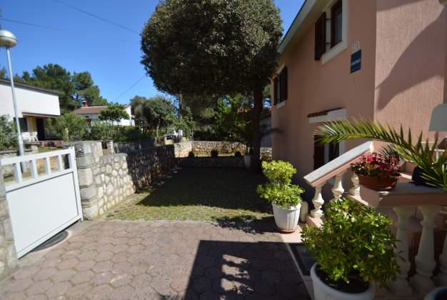 Apartment Franka 1, spacious accommodation in Artatore, Mali Losinj