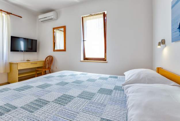 Apartment Gloria 1 -Mali Losinj, Croatia