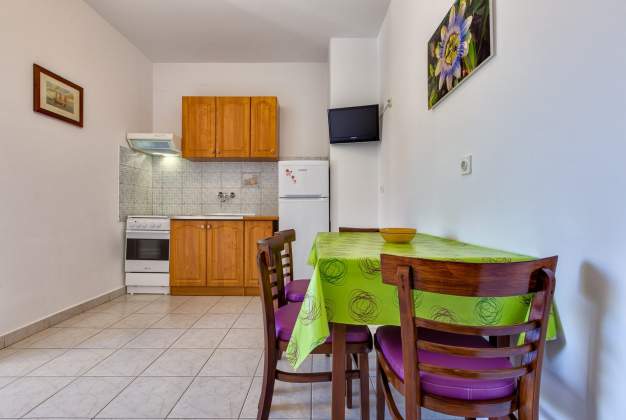 Apartma Gloria 4, počitnice ob obali - Mali Lošinj, Hrvaška