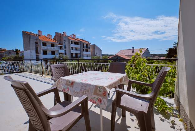 Apartment Guerino 1 - Near beach & center, Mali Losinj
