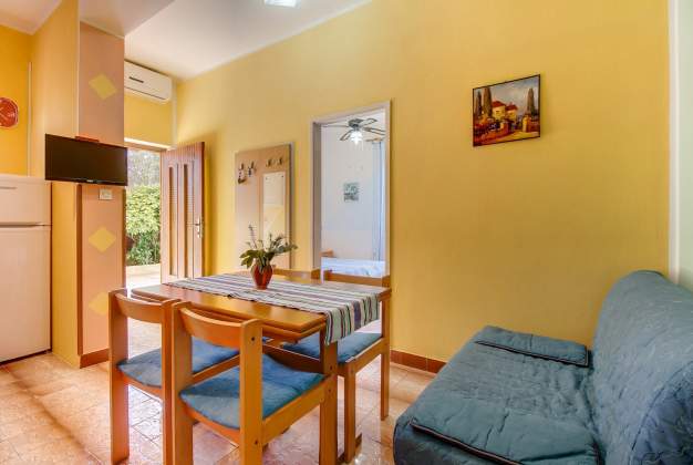 Apartment Helena 2, for 2 to 4 people on Malino, Mali Lošinj