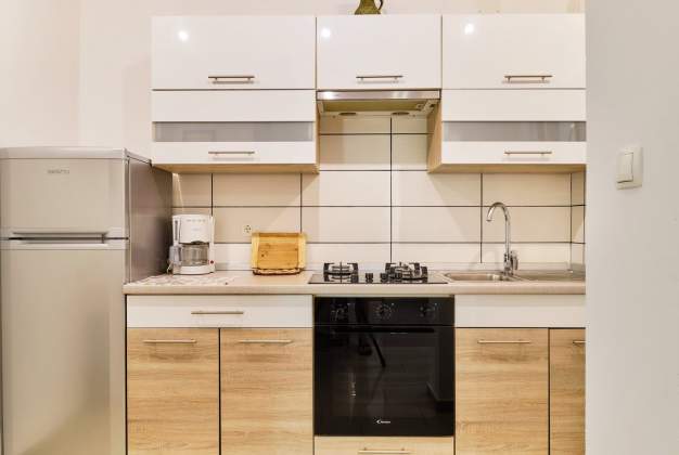 Apartment Ady 2 for 2 people near the beach, Mali Lošinj