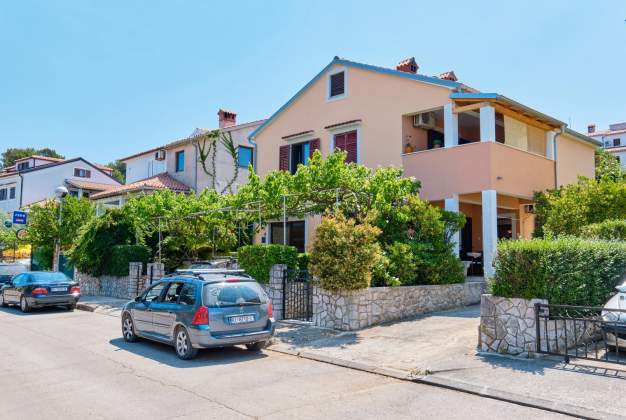 Apartment Ady 2 for 2 people near the beach, Mali Lošinj