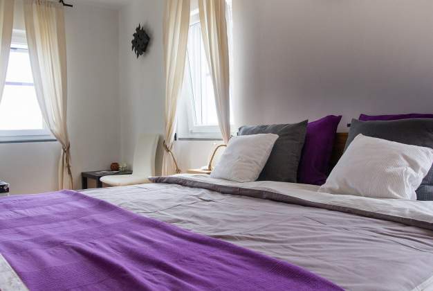 Holiday Home with Pool Plat CX - Stunning Sea Views Plat CX, Cres