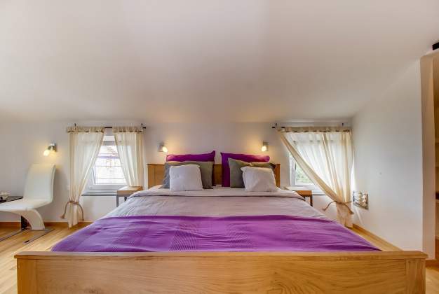 Holiday Home with Pool Plat CX - Stunning Sea Views Plat CX, Cres