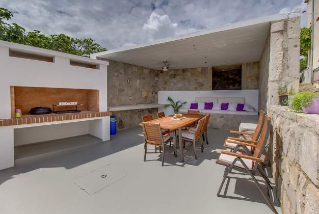 Holiday Home with Pool Plat CX - Stunning Sea Views Plat CX, Cres