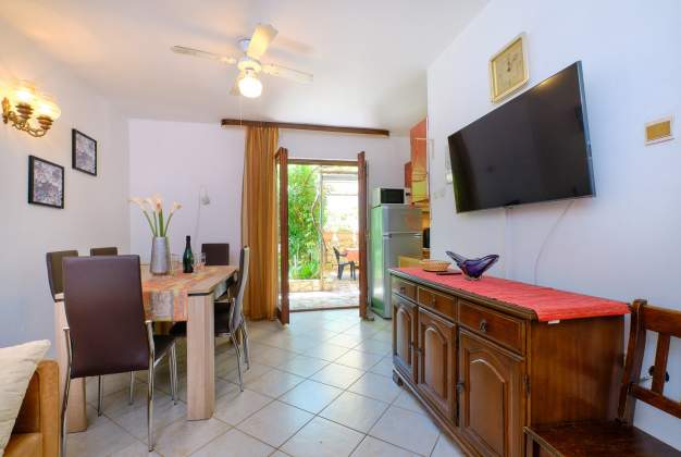 Apartmaji  Ines 1 - Artatore, Mali Lošinj,Hrvaška