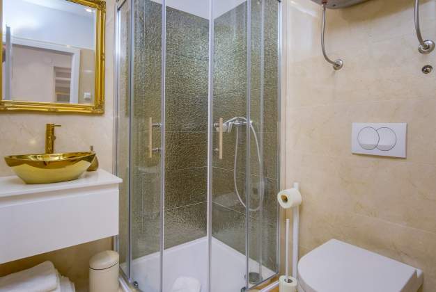 Apartment Gold rustikaler Charme mit 4* im Herzen von Mali Lošinj