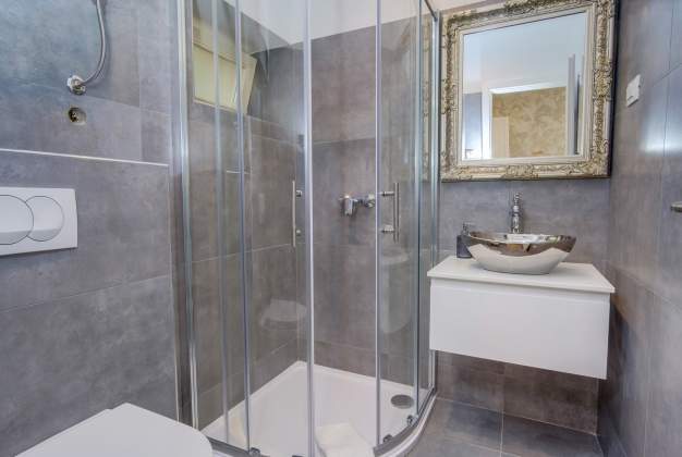 Apartma Silver Rustikalna eleganca 4* blizu centra, Mali LošinjHrvaška