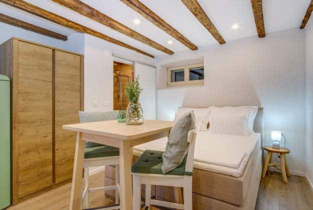 Apartment Mediterranean rustic pearl for two people, Mali Lošinj