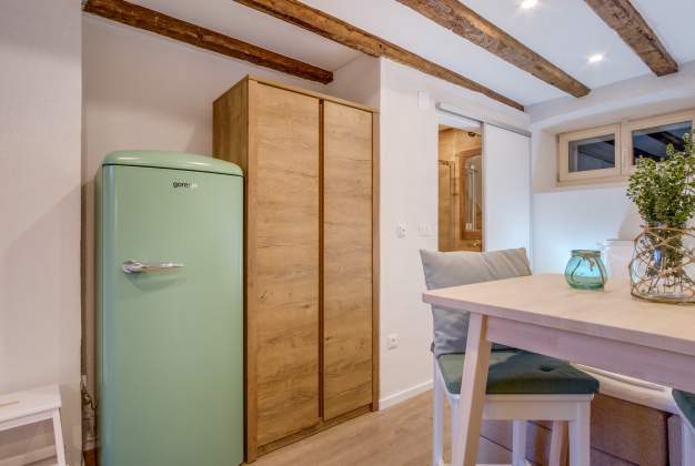 Apartment Mediterranean rustic pearl for two people, Mali Lošinj