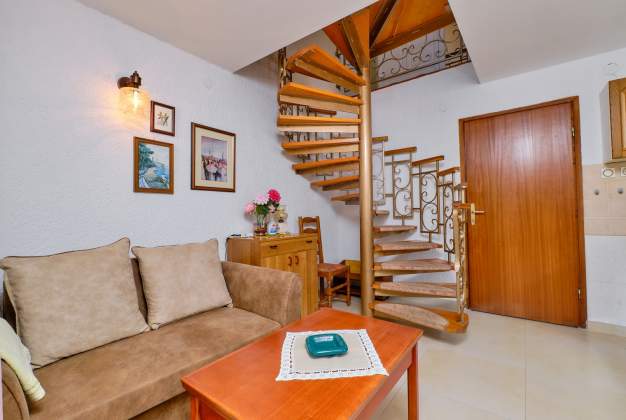 Apartmaji Ines 5 - Artatore, Mali Lošinj, Hrvaška