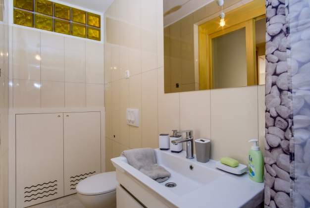 Apartment Iris 1, charming apartment near the center, Mali Lošinj