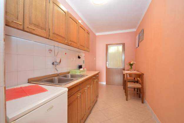 Apartment Ivan 1 - Mali Losinj, Croatia