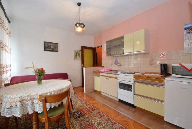 Apartment Ivan 2 -Mali Losinj, Croatia
