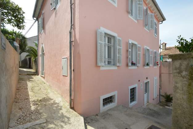 Apartment Ivan 2 -Mali Losinj, Croatia