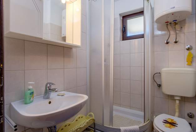 Apartment Abba 1 comfortable vacation near the beach for 2-3 people, Mali Lošinj