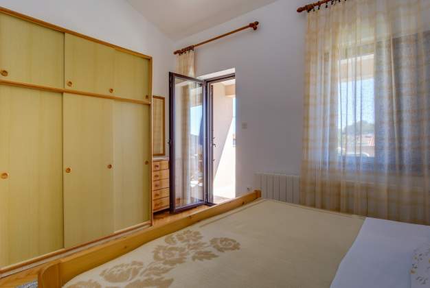 Apartment Abba 1 comfortable vacation near the beach for 2-3 people, Mali Lošinj