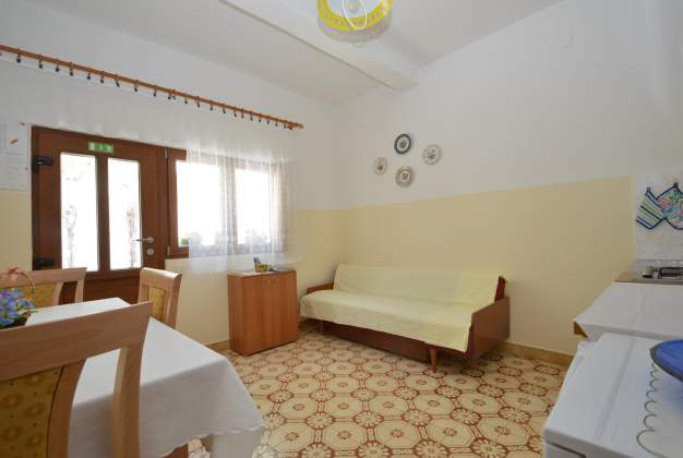 Apartment Kadin, near the center and the sea for 2 people, Mali Lošinj
