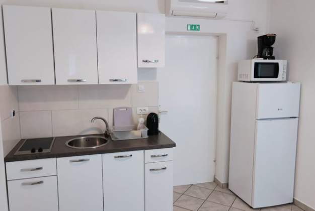 Apartment Karolina 1 – Near the sea, cozy stay, Mali Lošinj – 4